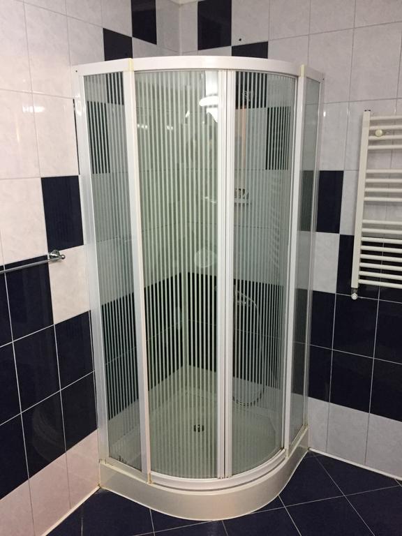 מלון ווֹרוֹנֵץ Conacul Domnitei מראה חיצוני תמונה